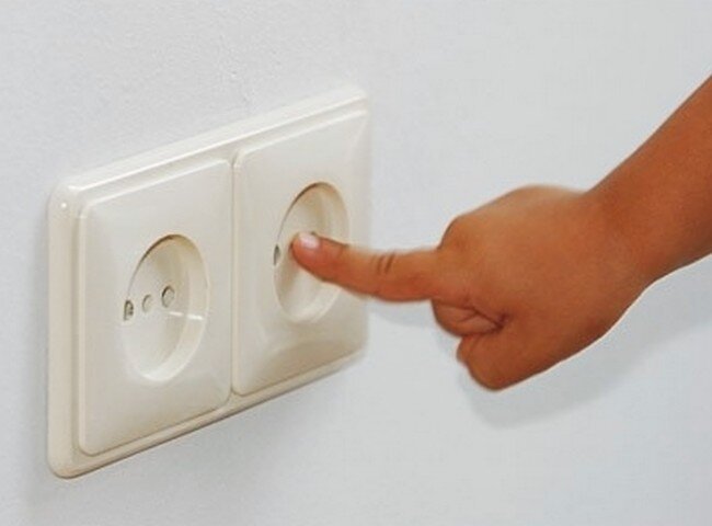 Заглушки Защита для Розеток от Детей 15 шт., Белые | Child Proof Plug Socket Covers Protectors