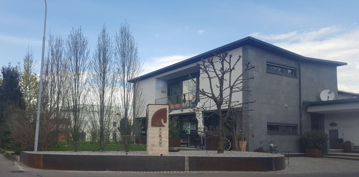 Фабрика производителя канвы «Ubelhor»