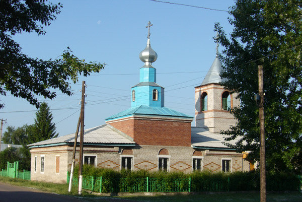 Петропавловский храм села Петровское