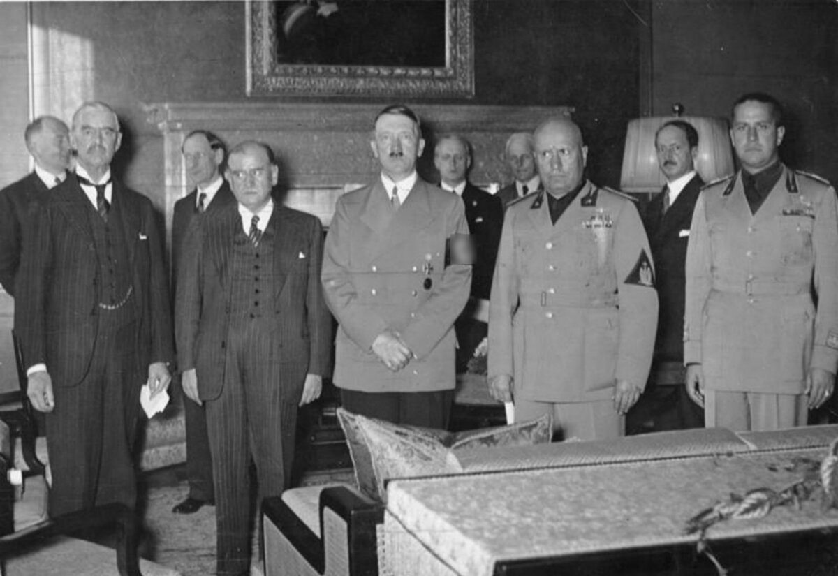 Встреча лидеров великих европейских держав в Мюнхене сентябрь 1938 г.