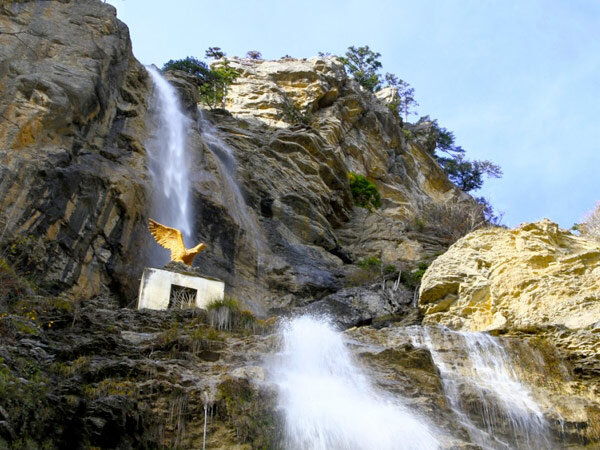 Крым. Ялта. Водопад Учан-Су. Фото Яндекс.Картинки