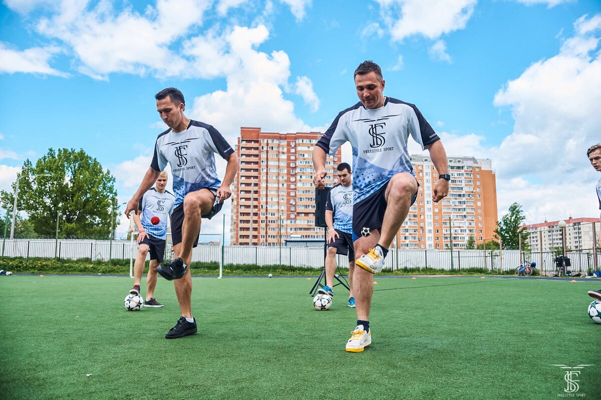 Спорт часть. Футбэг фристайл. Футбэг вид спорта. Сокс вид спорта. Футбольный фристайл Freestyle Sport.