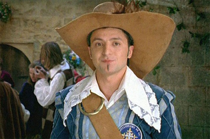 Владимир Зеленский в фильме «Три мушкетёра». Кадр из фильма