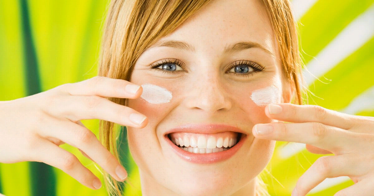 Улыбочку натянули и пошли покорять это лето
http://wlooks.ru/dlya-lica/matiruyushchij-krem-sorbet-garnier/