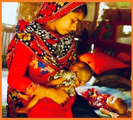 Индийские мать и дети