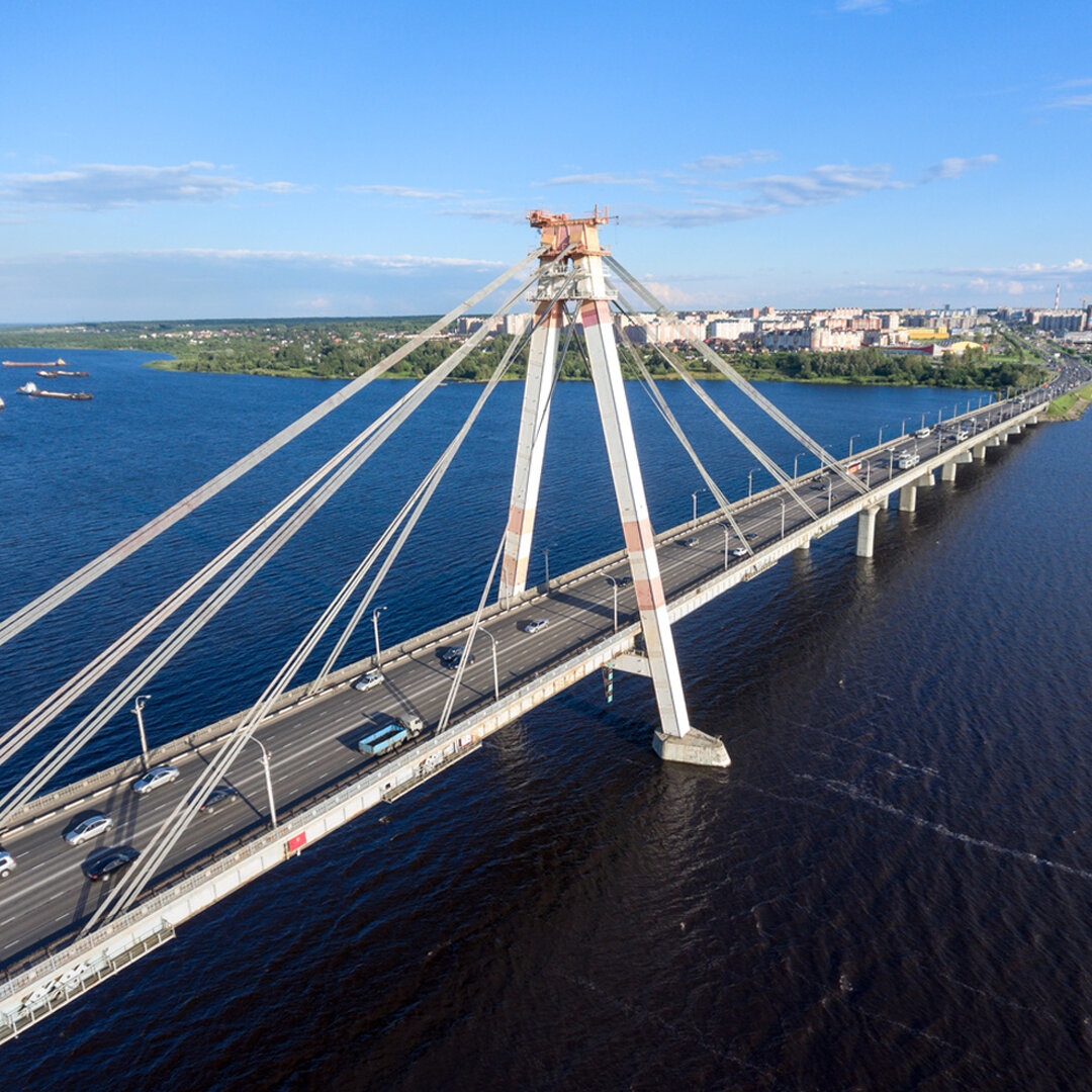 Мост Октябрьский в Череповце через Шексну