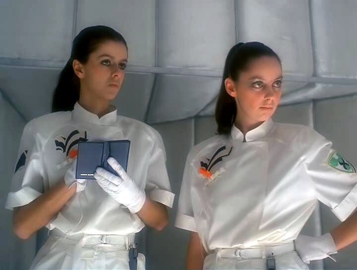 В СССР этот фильм польского производства посмотрели 40 миллионов человек. За билетами в кинотеатры выстраивались огромные очереди. Некоторые ходили на «Новых амазонок» несколько раз...