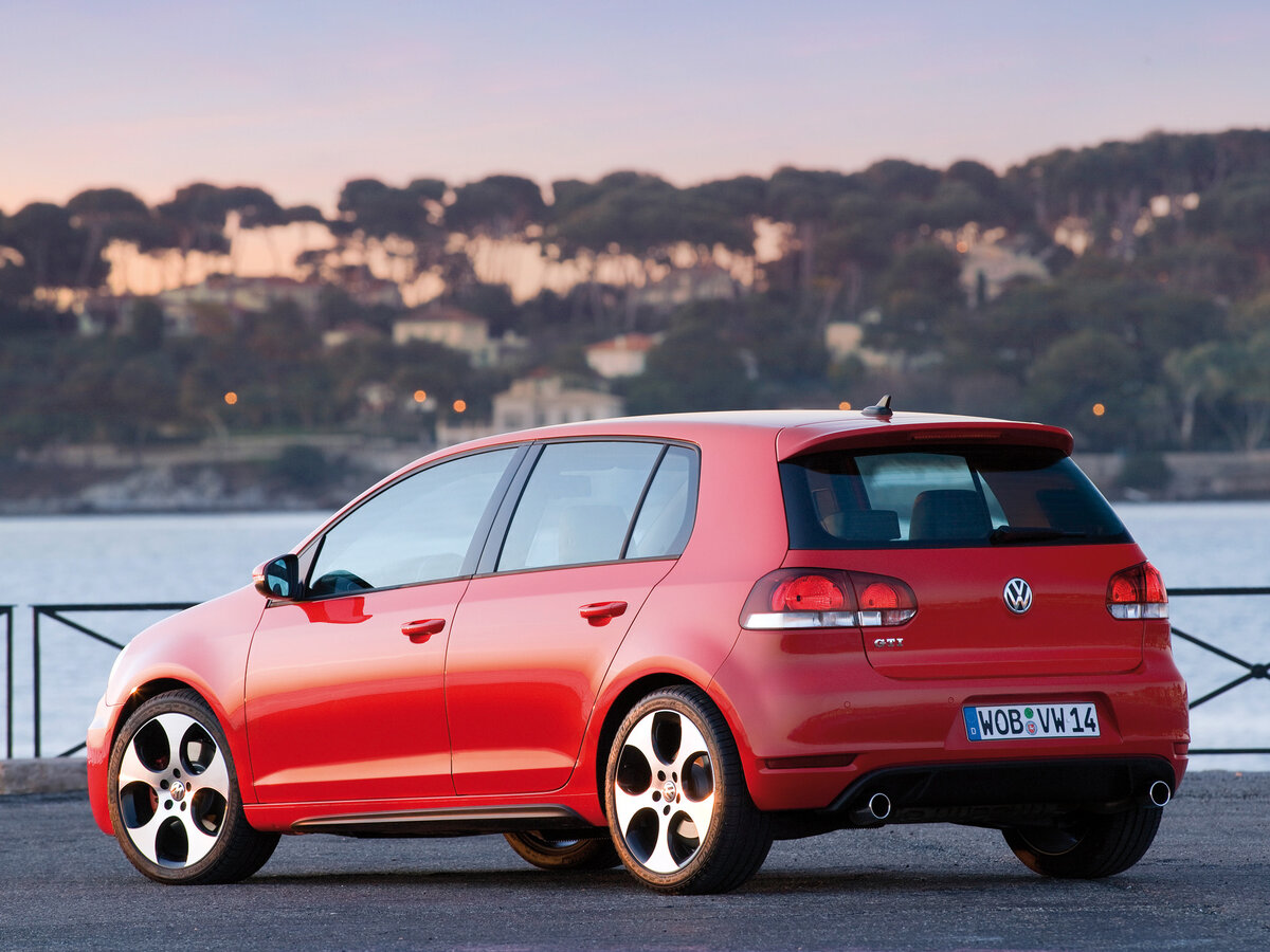 Volkswagen Golf GTI С…СЌС‚С‡Р±РµРє