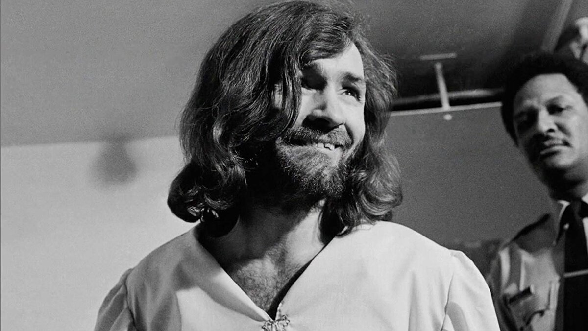 Чарльз Мэнсон / Кадр из документального сериала «1969» 