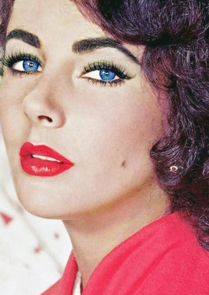 Редкая мутация Элизабет Тейлор подарила ей невероятную красоту