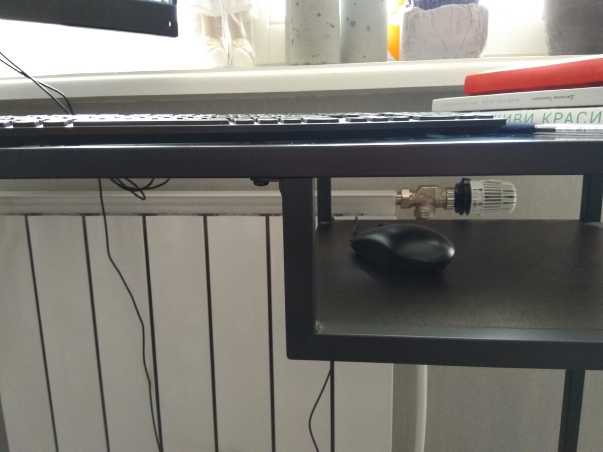 Хорошо, что полочка вообще была)))