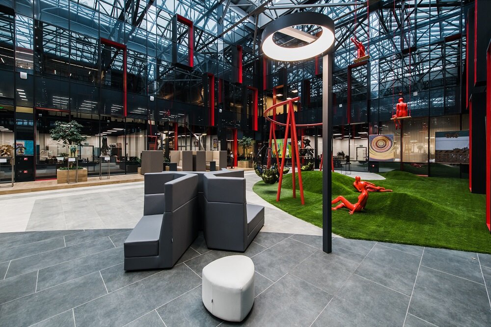 Атриум в бизнес-центре NEO GEO