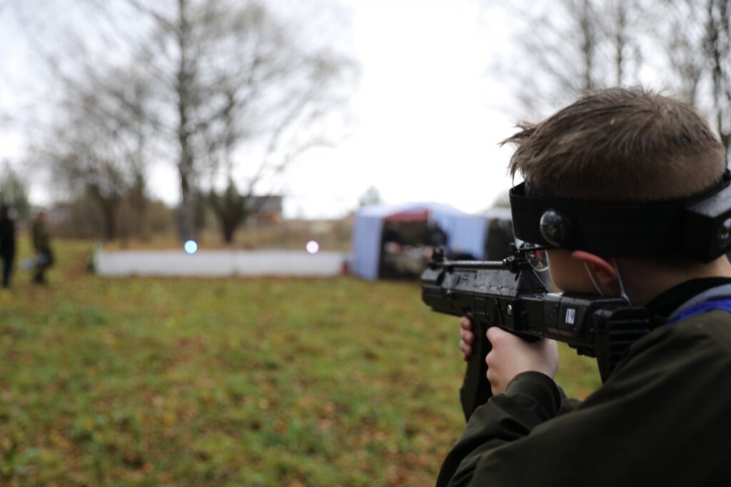 В Тверской области с допризывниками поиграли в войну