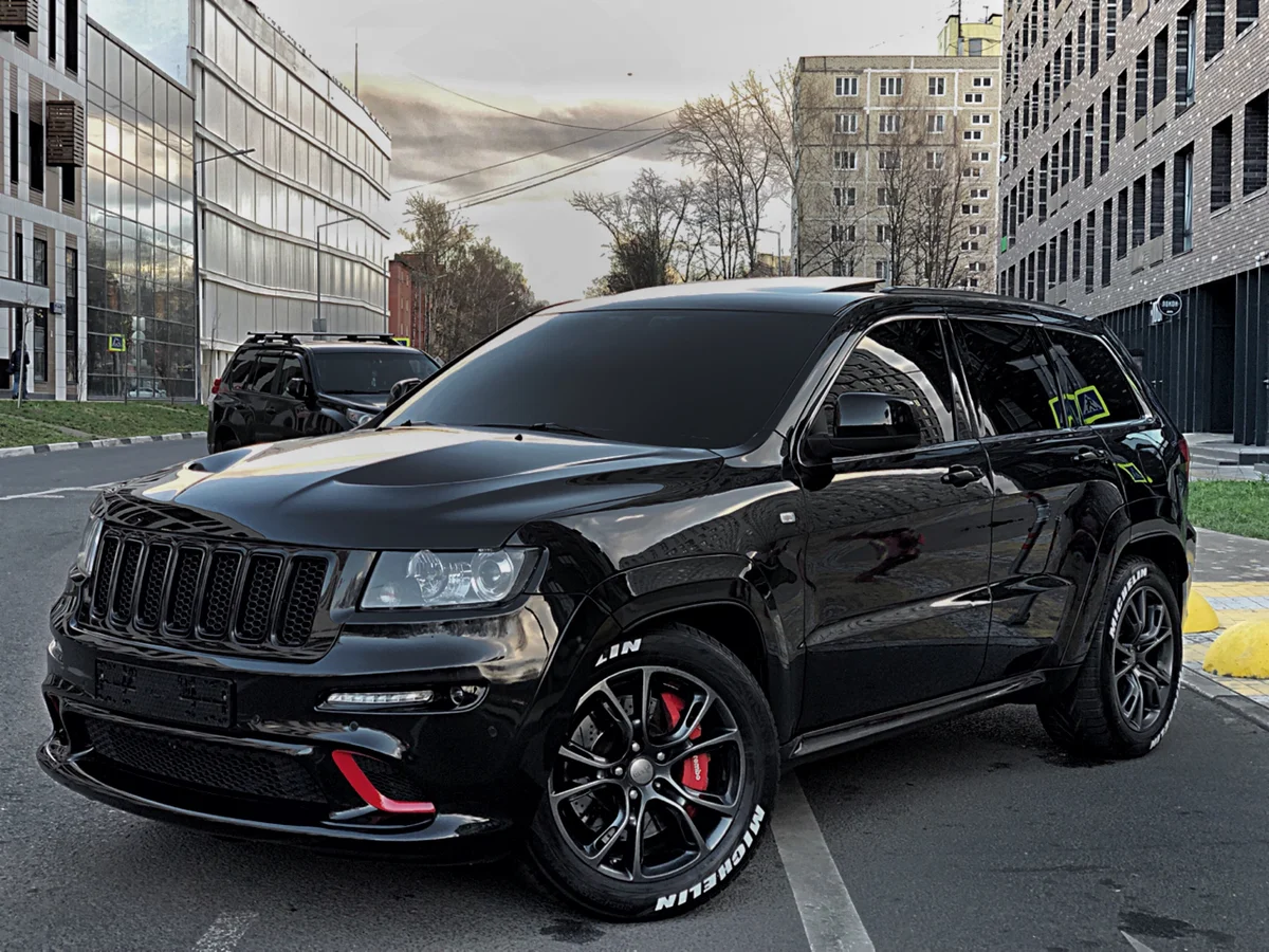 Джип гранд срт 8. Jeep Grand Cherokee srt8. Jeep Grand Cherokee srt8 wk2. Джип Гранд Чероки СРТ 8. Jeep Grand Cherokee srt8 IV.