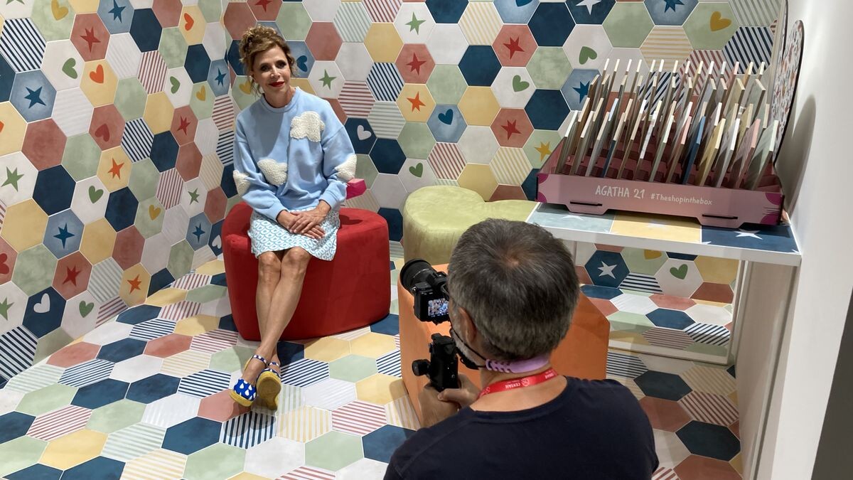 Плитка Agatha 25x50 – красочная и позитивная