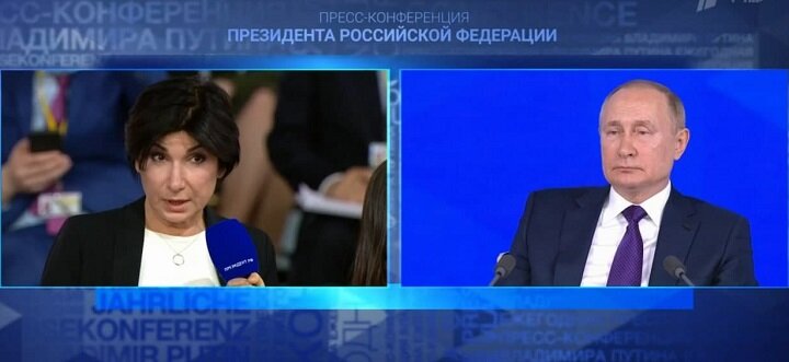 ИРАДА ЗЕЙНАЛОВА ЗАДАЁТ ВОПРОС ВЛАДИМИРУ ПУТИНУ. СКРИНШОТ КАДРА ВИДЕО ПРЕСС-КОНФЕРЕНЦИИ / ТЕЛЕКАНАЛ ЦАРЬГРАД / VK.COM 