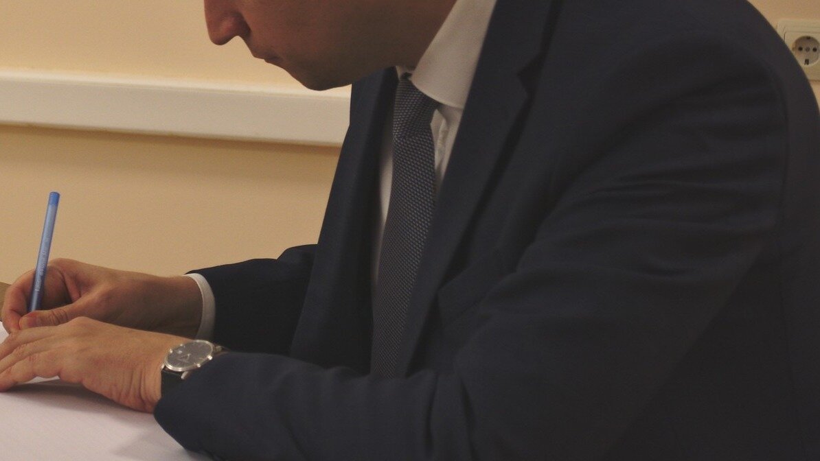     В департаменте лесного комплекса повысили зарплаты руководителям «Тюменского управления лесами» и «Тюменской базы авиационной и наземной охраны лесов».