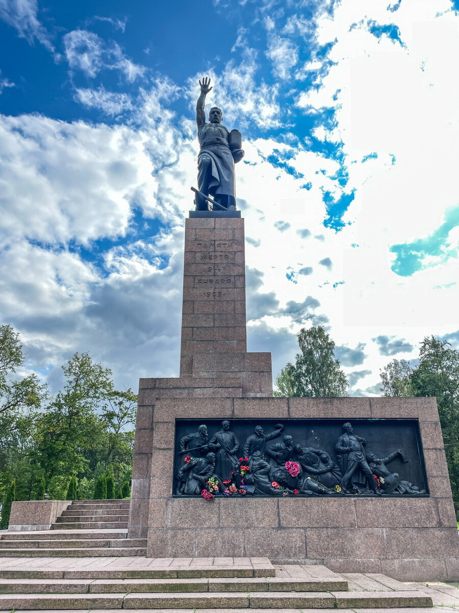 Санкт петербург кладбище жертв 9 января