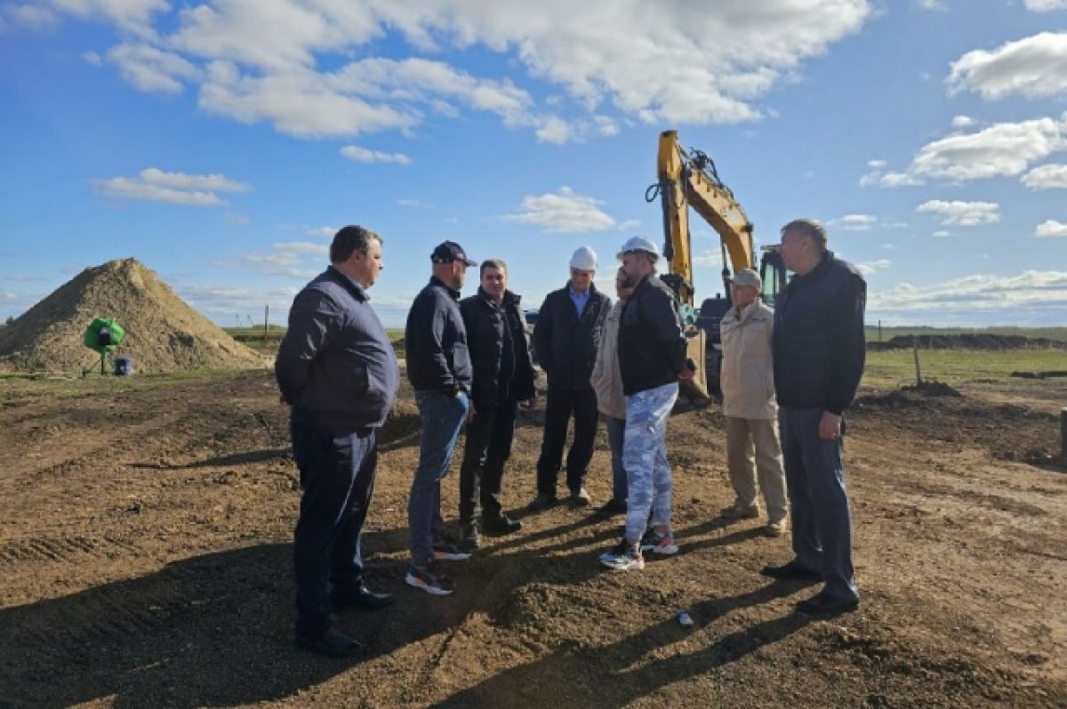    Строительство школы в Исилькуле завершено на 35%