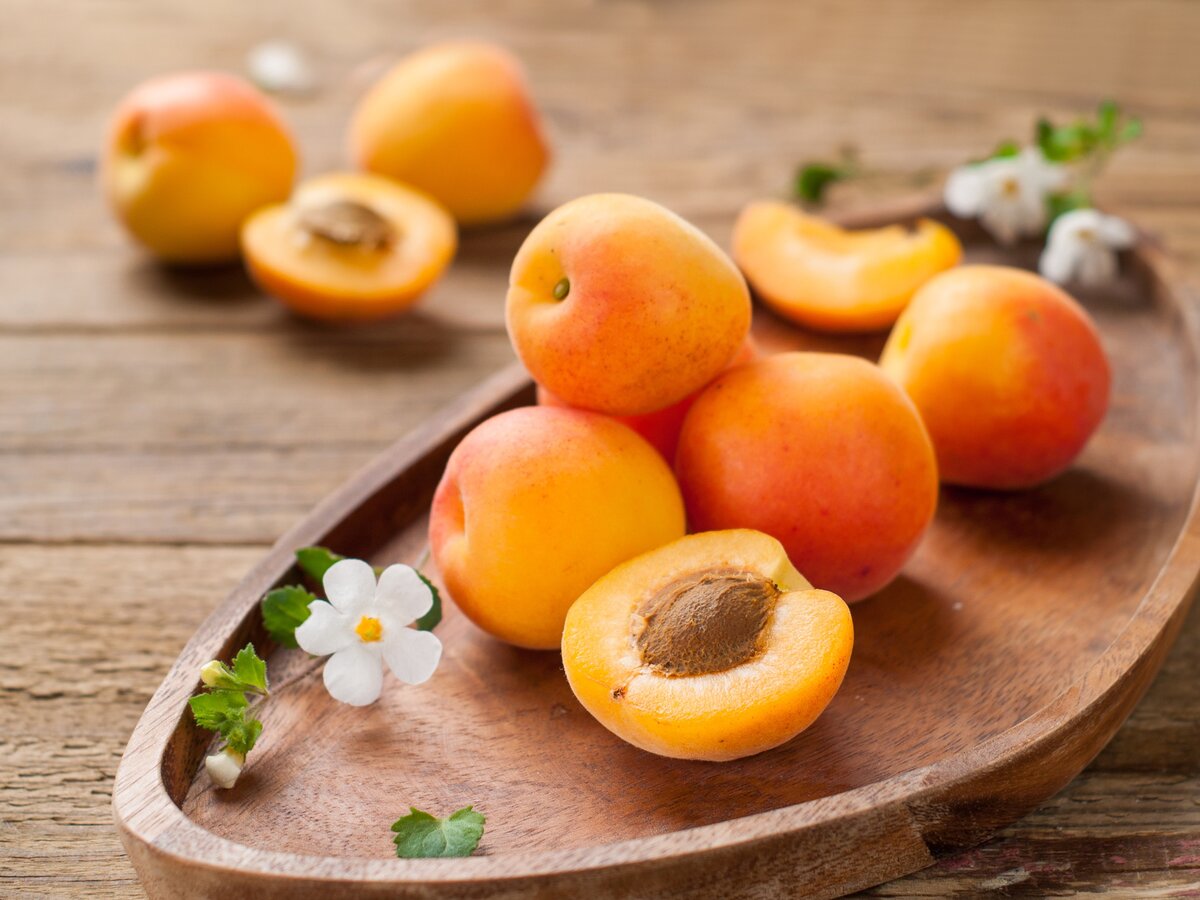 Apricots – абрикосы