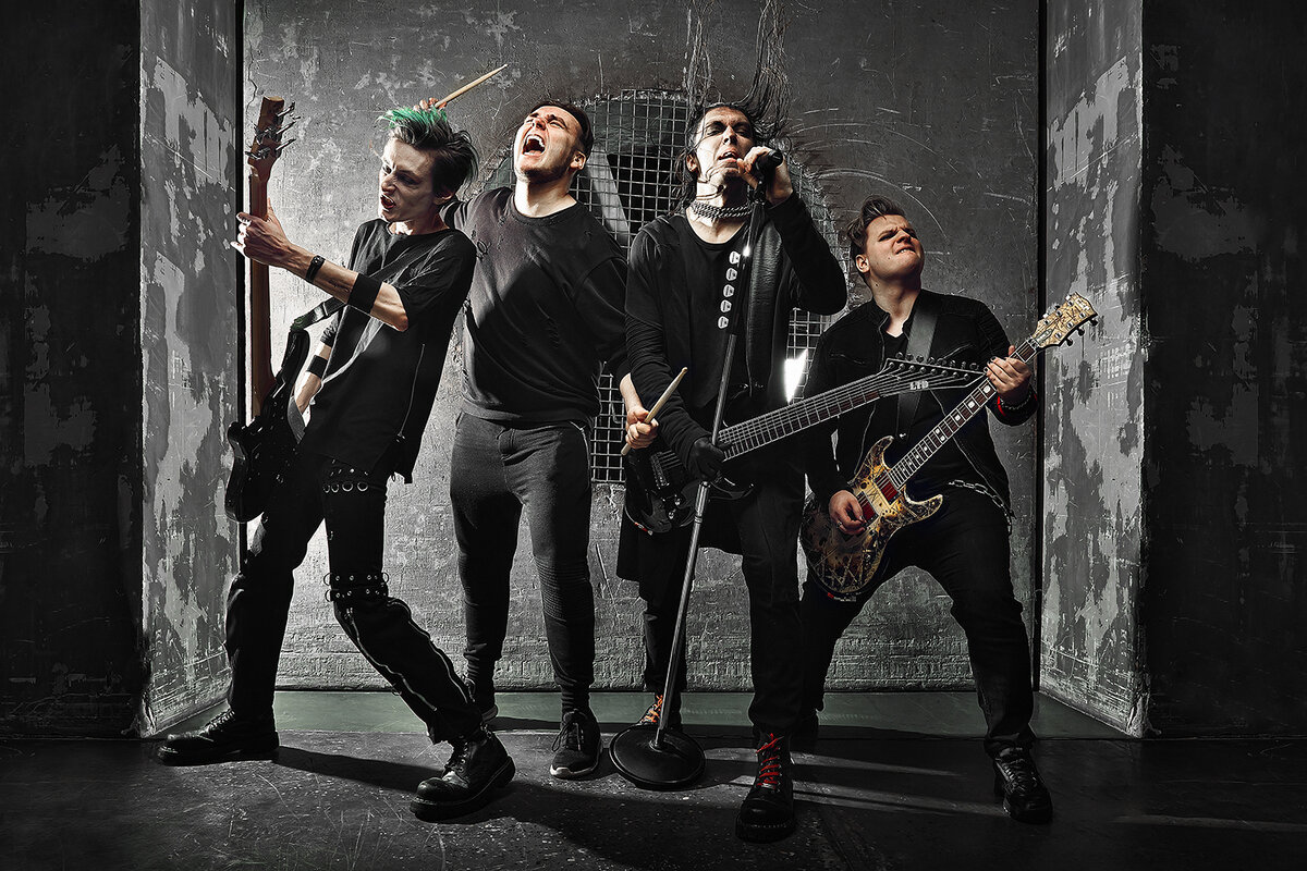 Band на русском. Трибьют группа rammstein. Митин бэнд кавер группа. Парк имени кирова музыкальная группа. Кавер группа ижевск.