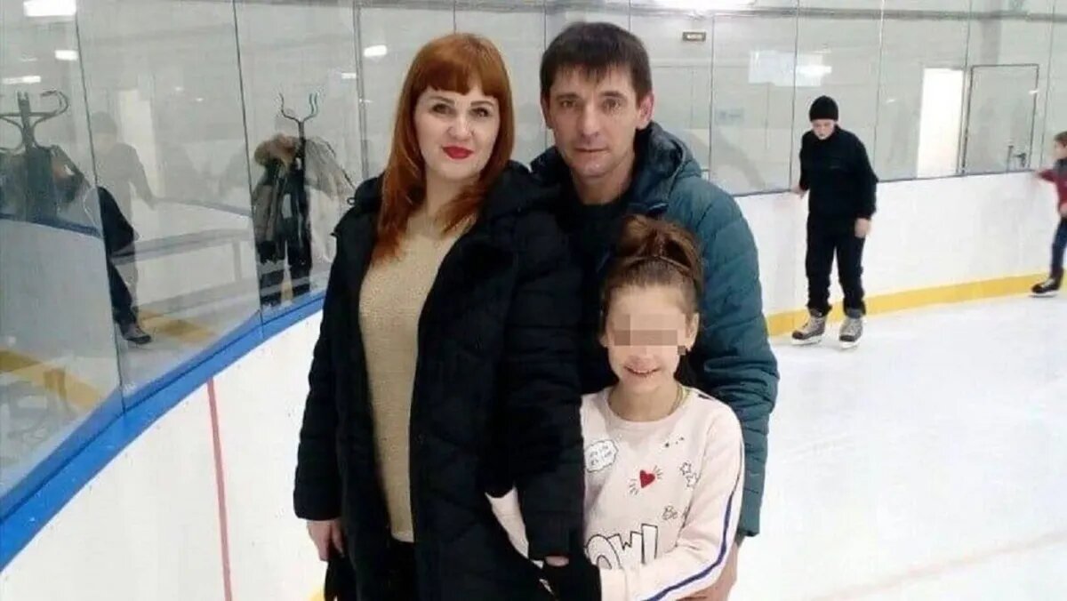 Из-за обстрела ВСУ погибла супружеская пара, за жизнь их 14-летней дочери Ангелины сражаются врачи. Фото: t.me