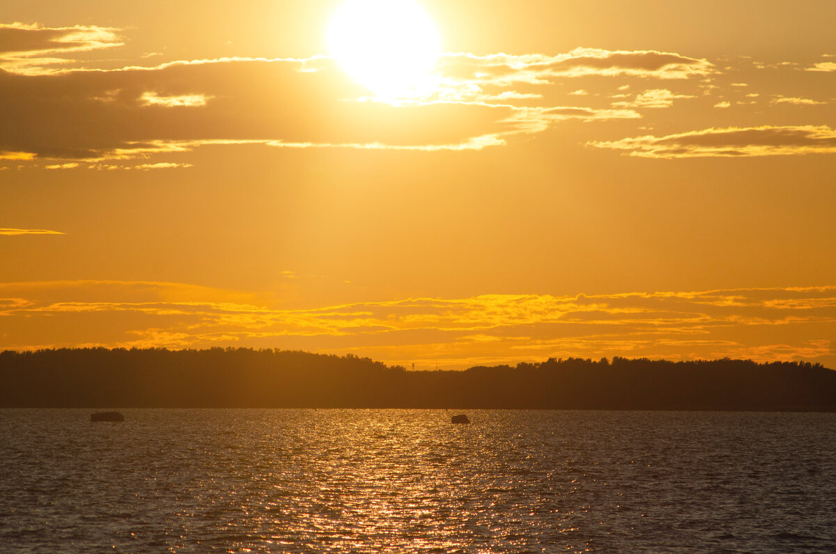 Закат на заливе