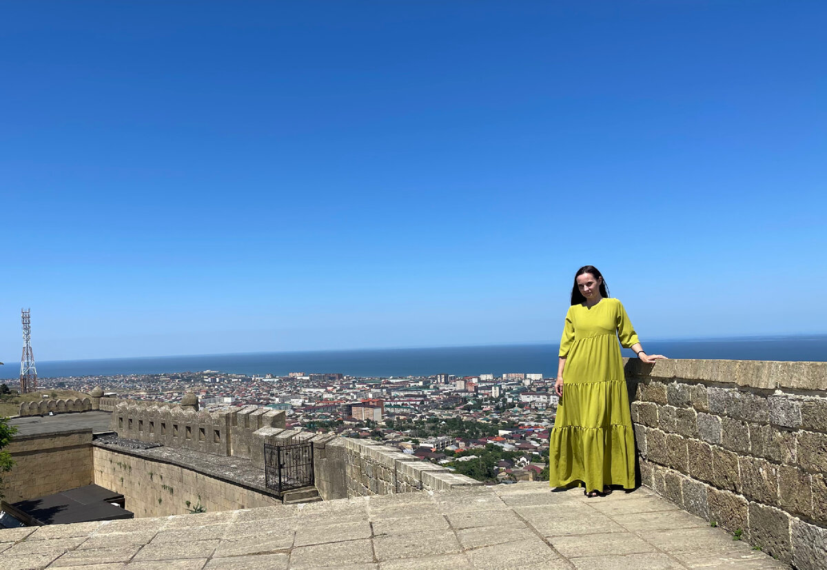 Панорамный вид на Дербент. Фото из личного архива.