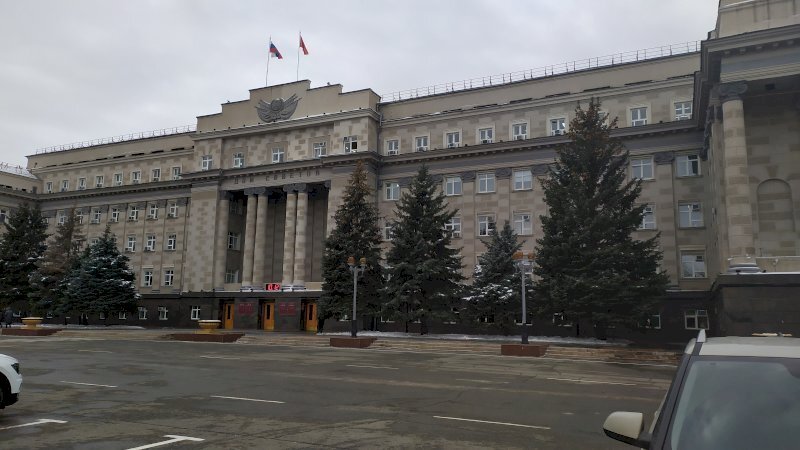 Законодательное собрание оренбург. Оренбург законодательное собрание. Даль оренбургские собрания. Законодательное собрание оренбург. Дом правительства оренбург.