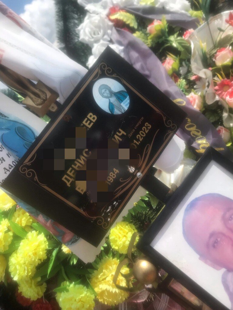    Руки оторвать: в Сураже вандалы осквернили могилы вагнеровцев avchernov