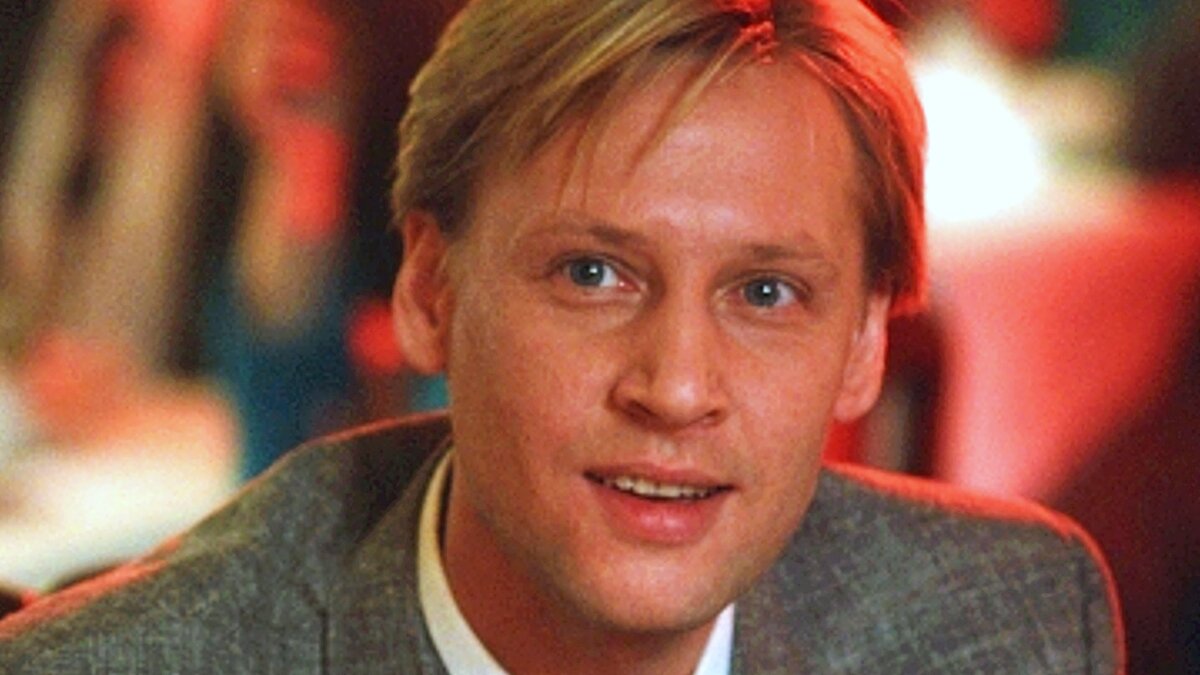 Дмитрий Харатьян