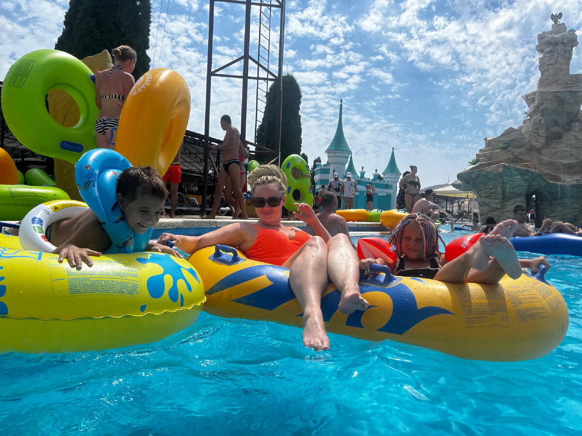 Как мой ребёнок дельфинами плавал | 8 раз мама | Дзен