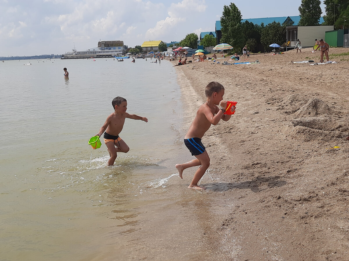 Погода в ейске на сегодня. Ейск отдых на море. Ейск коса. Ейск климат.