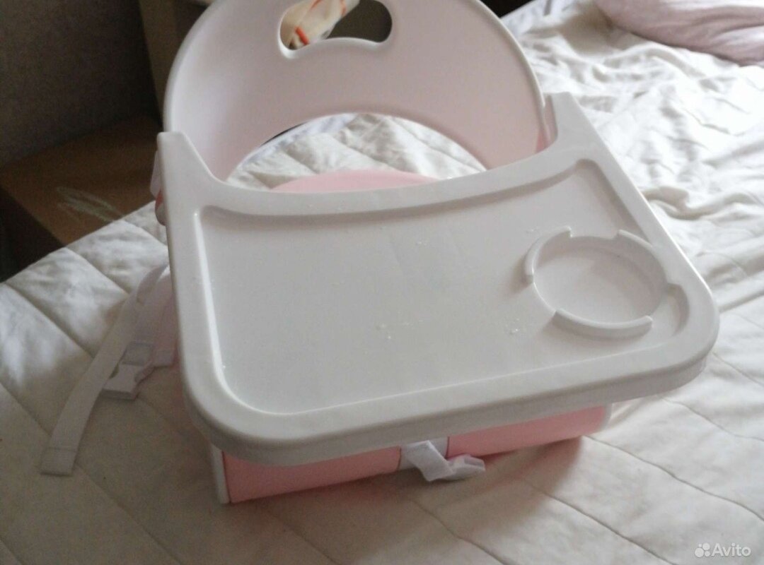 стульчик крутой, жаль я его позднова-то купила, а потом по привычке не стала использовать. много такого "отложить до праздника" типа