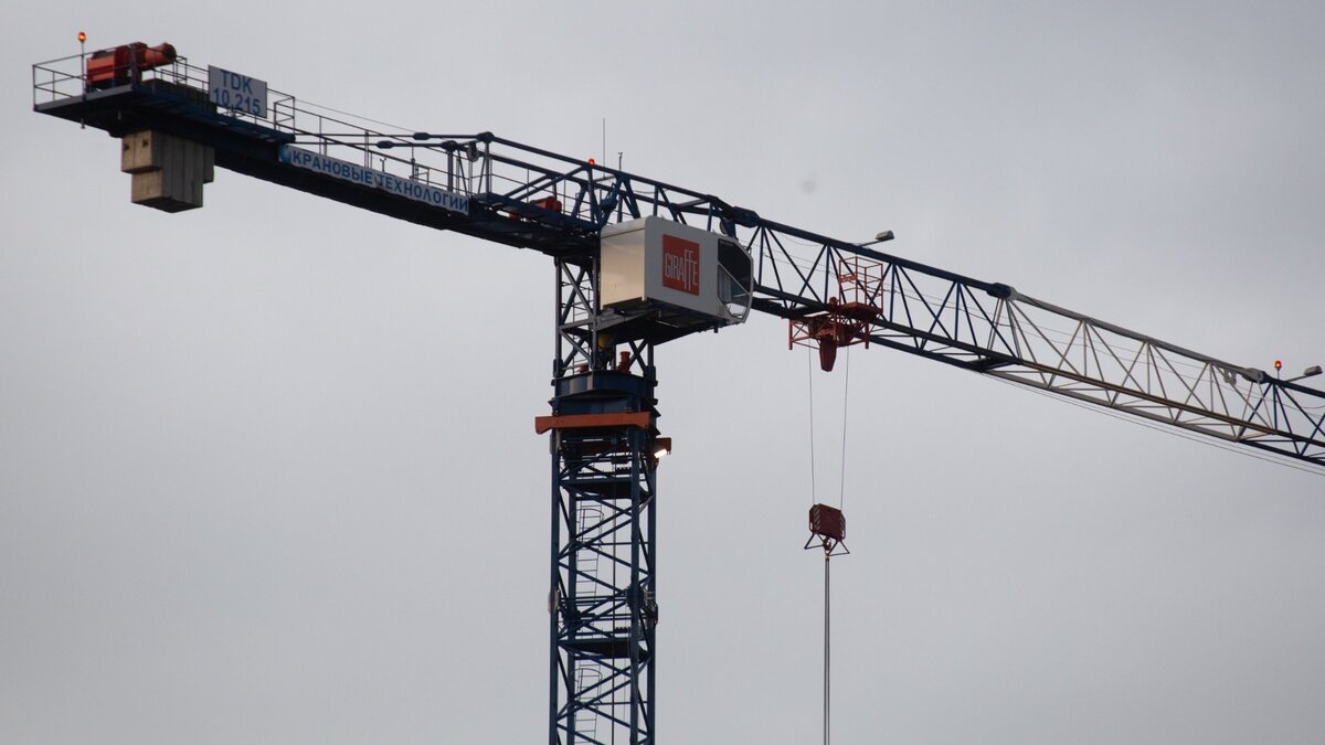     Готовность долгостроя на улице Маршала Жукова в Приокском районе Нижнего Новгорода составляет около 60%. Данными с NewsNN поделились в региональной госстройинспекции.