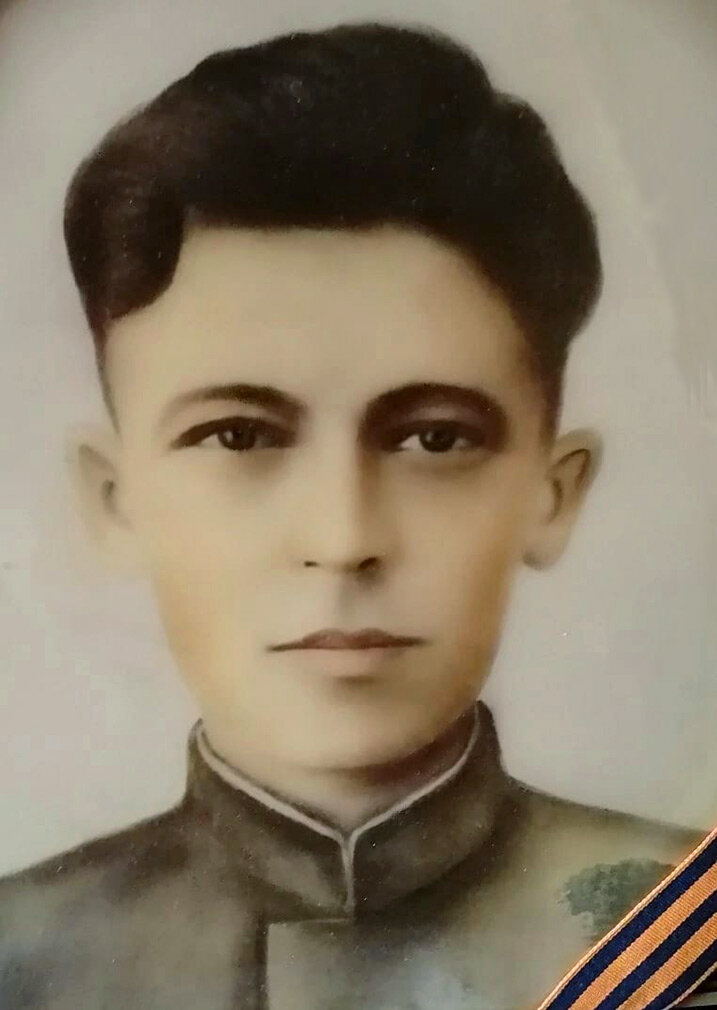 Таким Юсуф ушел на фронт