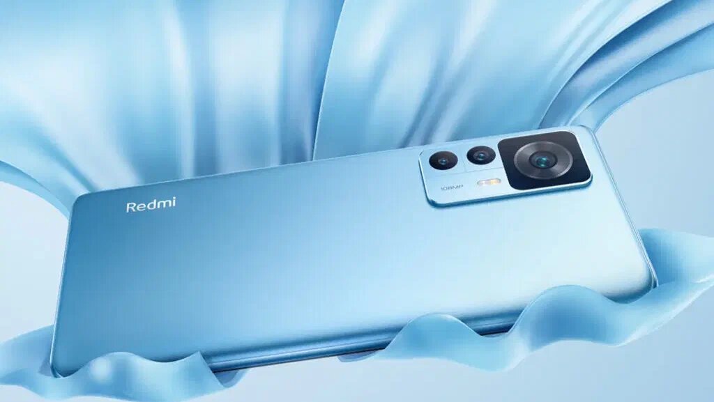 Типичный флагман Redmi сзади