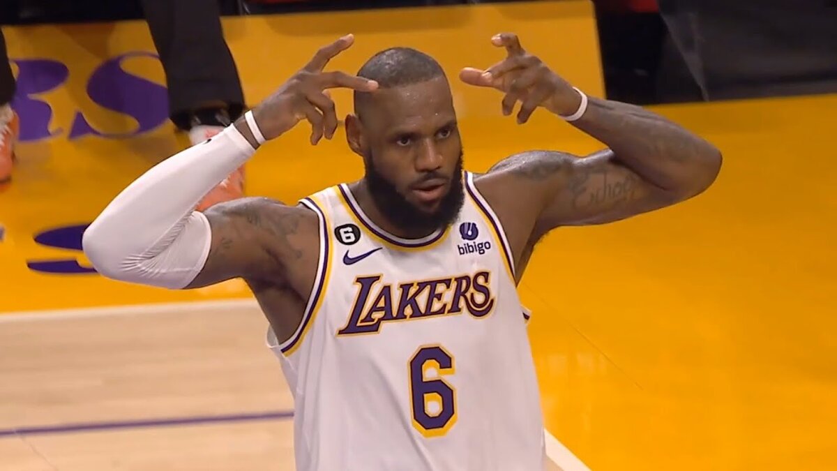 1. ЛеБрон Джеймс, "Король"