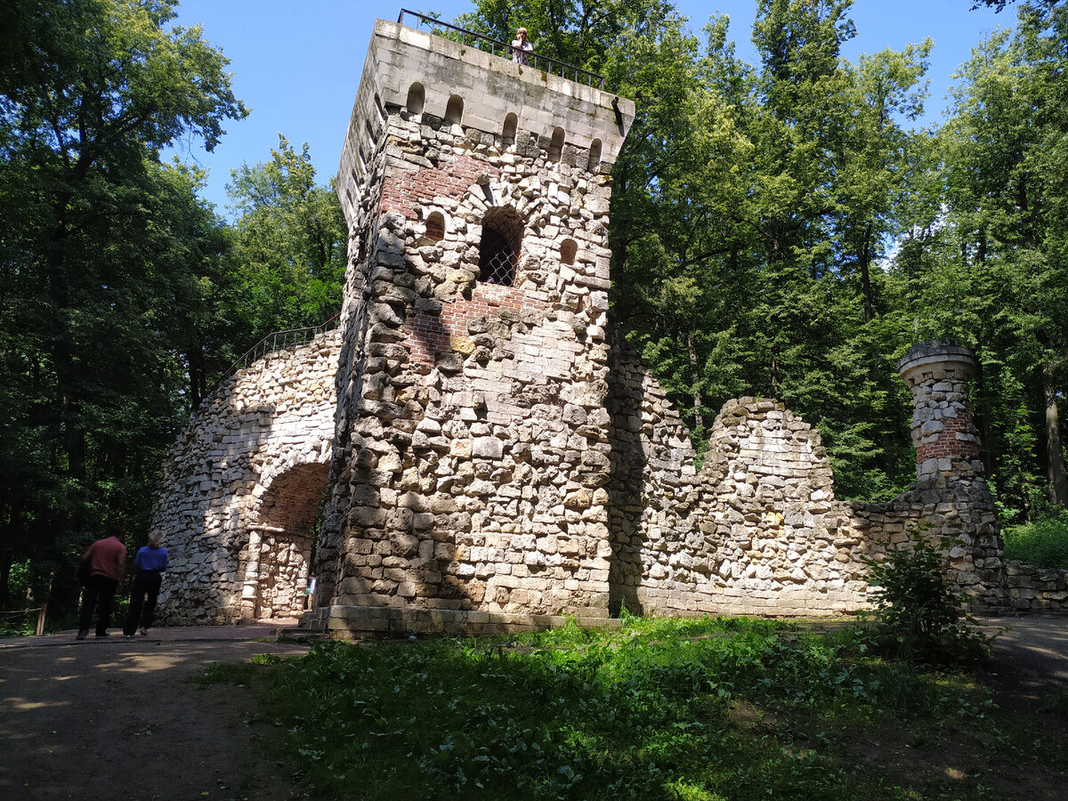 Башня-руина в Царицыно /фото автора