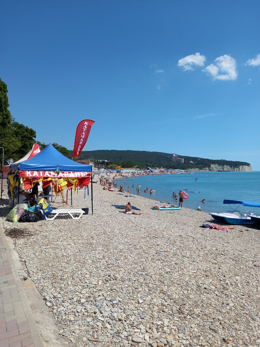 Центральный пляж Дивноморское