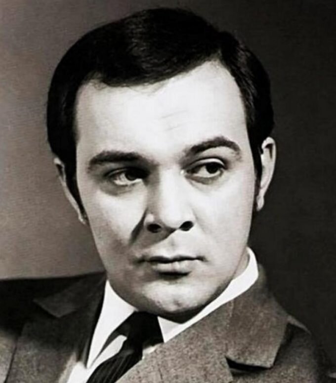 Муслим Магомаев / Википедия