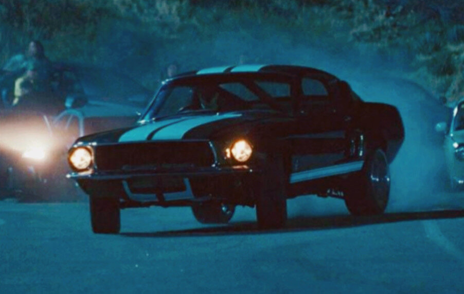 Кадр из "Форсажа". Кстати, именно дрифтеров хотят за опасное вождение наказывать, но что-то их действия с большим натягом подходят под эти пункты...