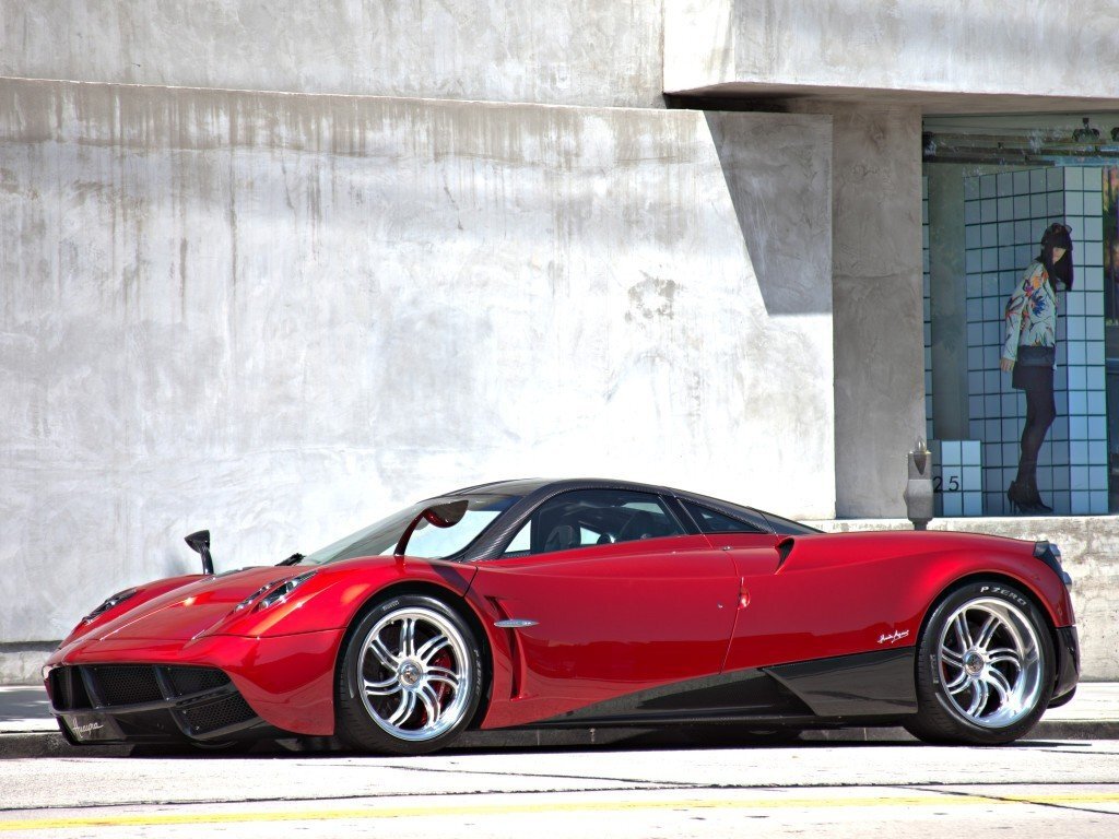 Фото pagani huayra