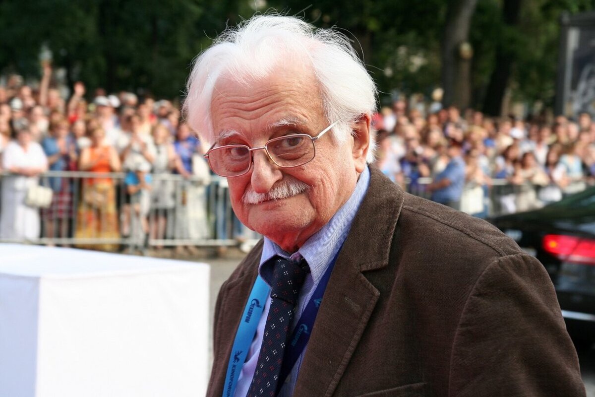 Марлен Хуциев