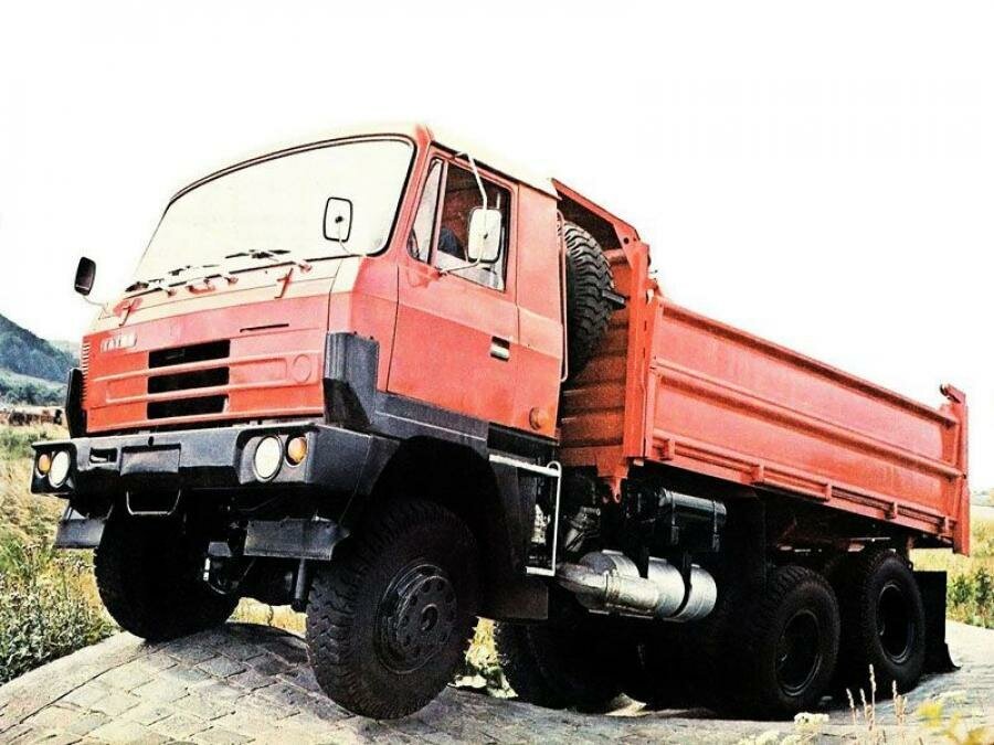 Грузовик 4 буквы. Грузовик Tatra t815. Татра 815 s3. Татра 815 самосвал СССР. Татра 815 1983.