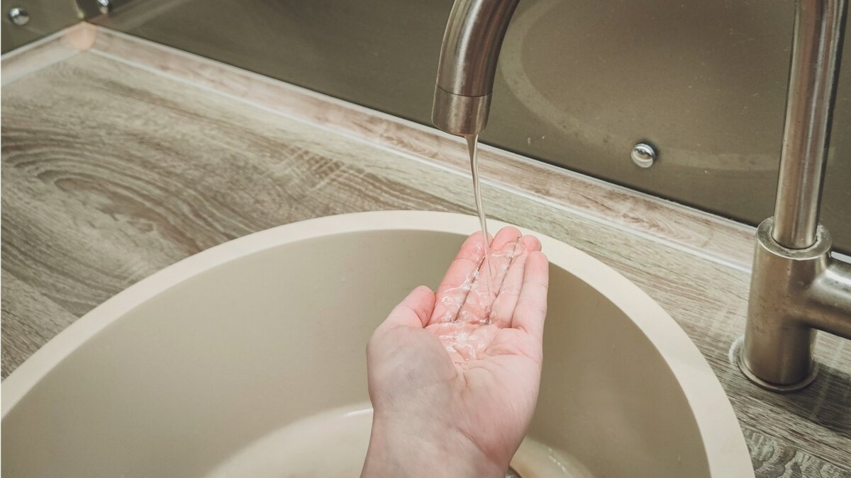     Десятки домов Кировского района Казани останутся без воды на сутки. Работы запланированы на начало августа. Об этом предупредили в пресс-службе мэрии города.