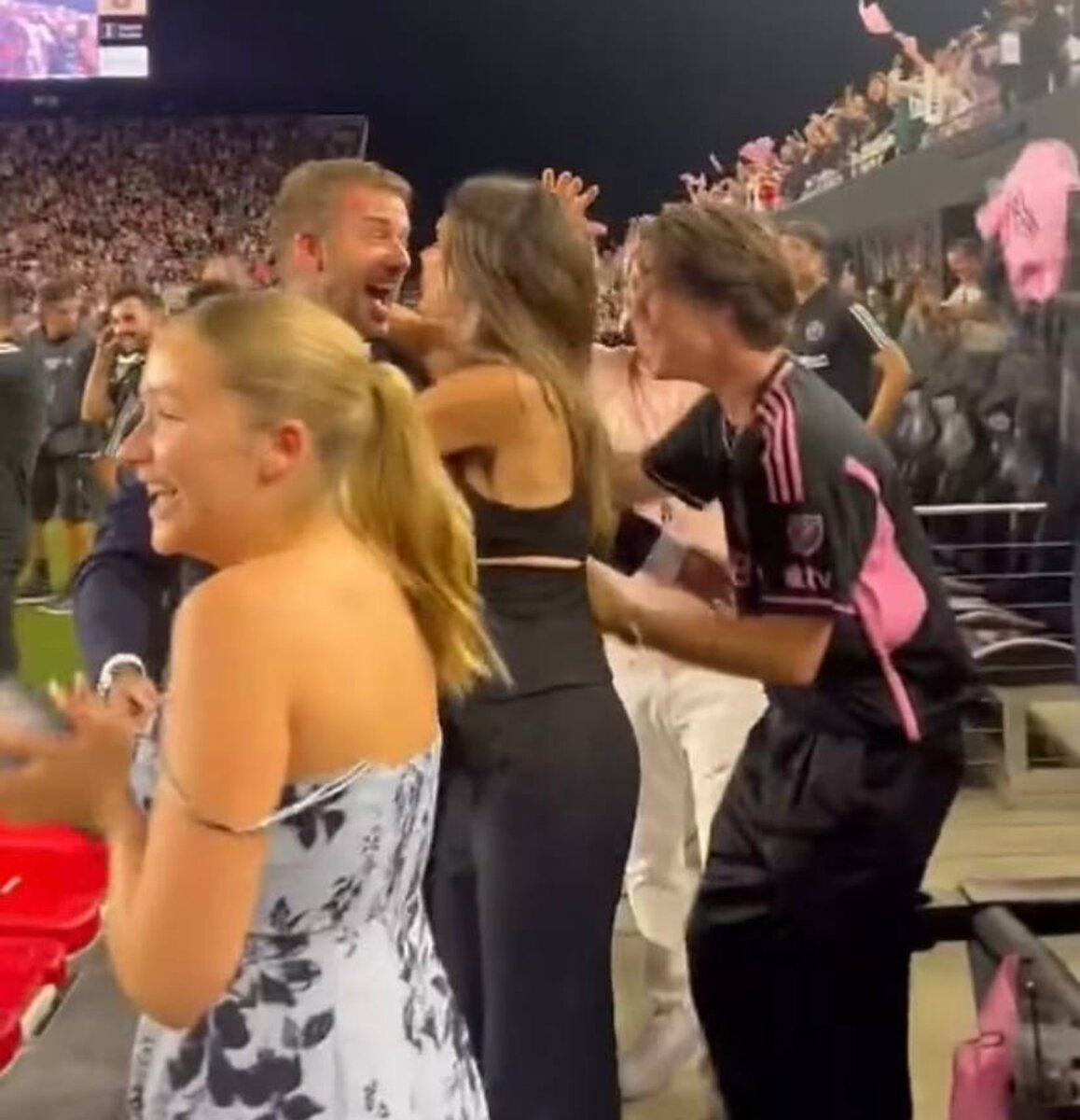    Дэвид не стал скрывать эмоции. Фото: Daily Mail