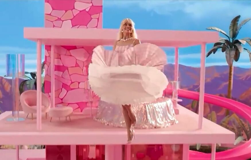    Фильм "Барби": от рекламы для детей до социально значимой драмы