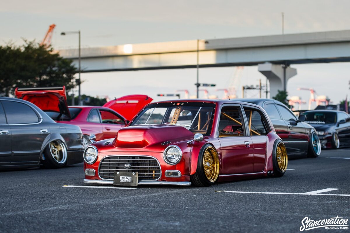 Daihatsu Mira JDM