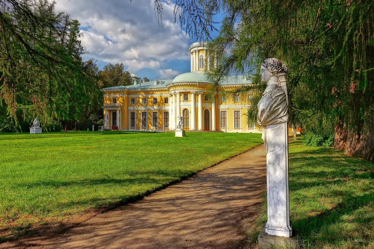 Усадьба архангельское москва. Архангельское усадьба усыпальница. Архангельское подмосковный версаль. Архангельское дворцово-парковый ансамбль. Архангельское музей усадьба.